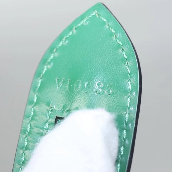 LOUIS VUITTON Epi Saint Jacques Poignees Long Bag Green - Picture 12 of 15